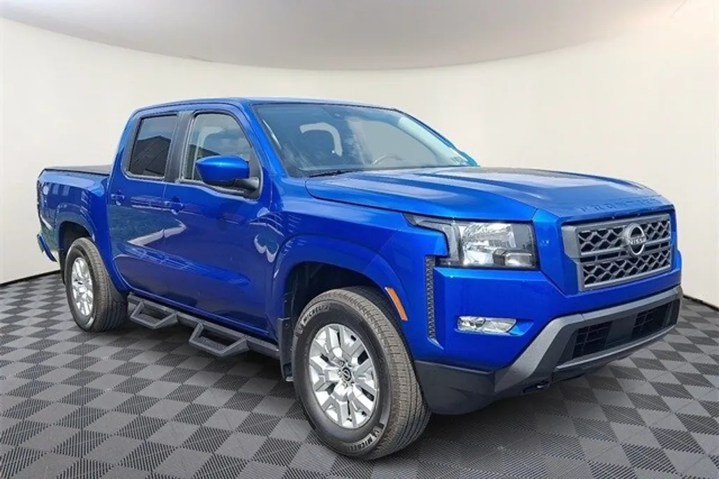 2024 Nissan Frontier SV photo 1