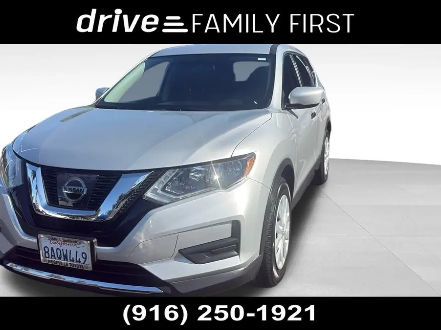 2017 Nissan Rogue S photo 1