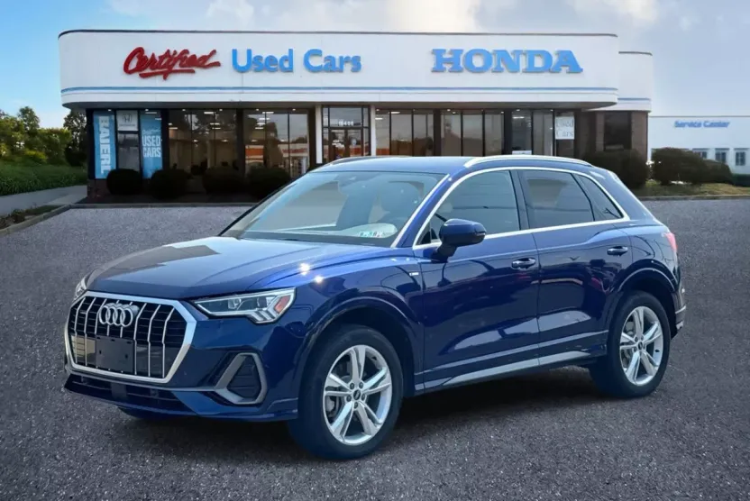 2021 Audi Q3 S line Premium Plus photo 1