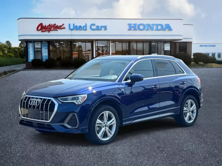 2021 Audi Q3 S line Premium Plus photo 1