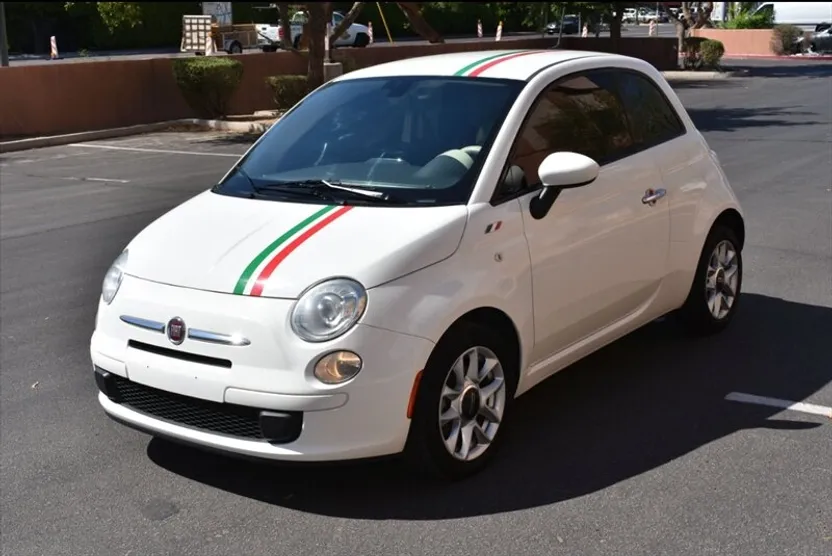 2016 Fiat 500 Easy photo 1
