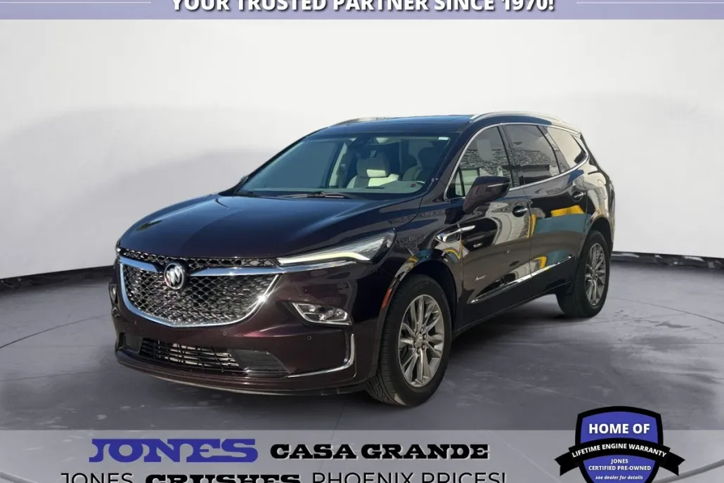 2023 Buick Enclave Avenir photo 1