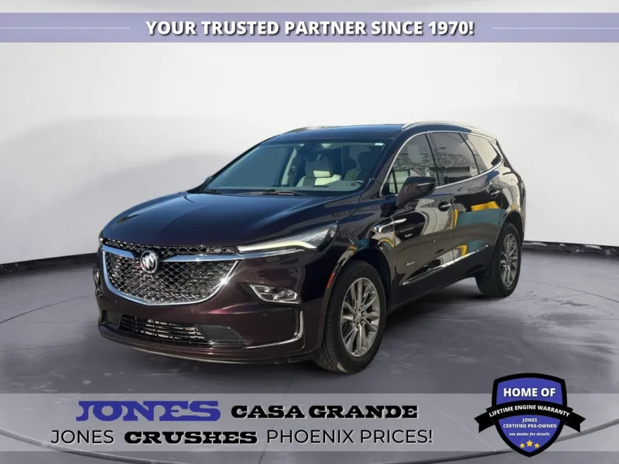 2023 Buick Enclave Avenir photo 1