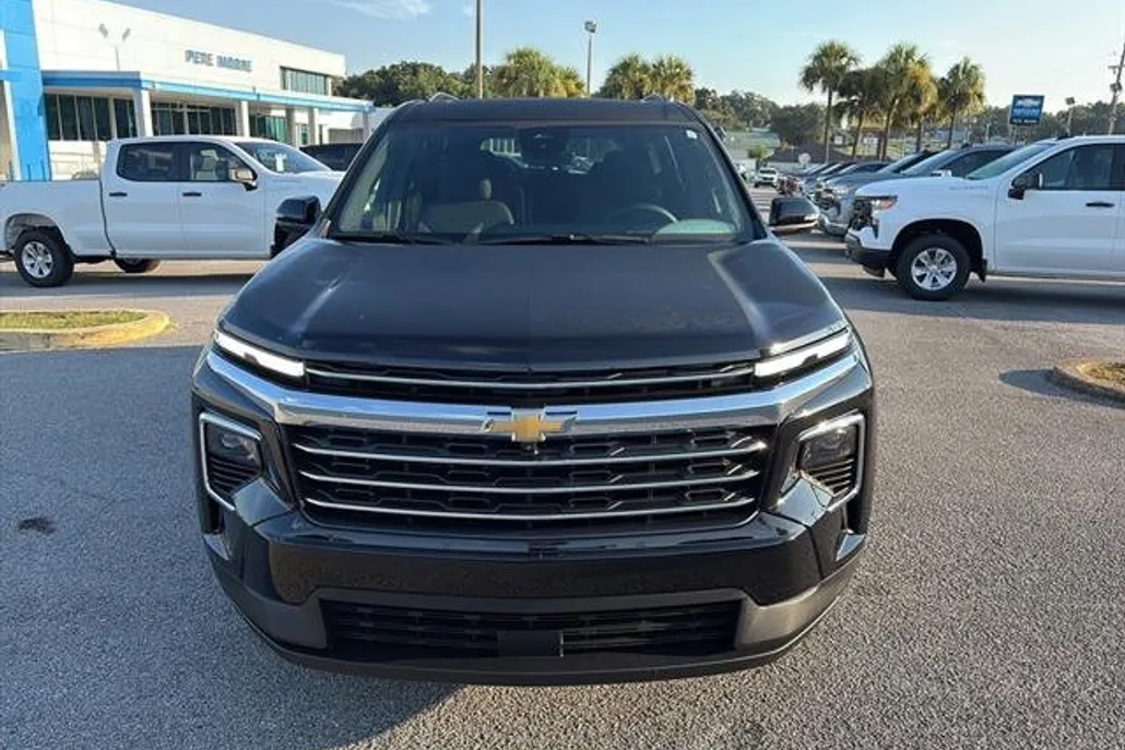2026 Chevrolet Traverse photo 1