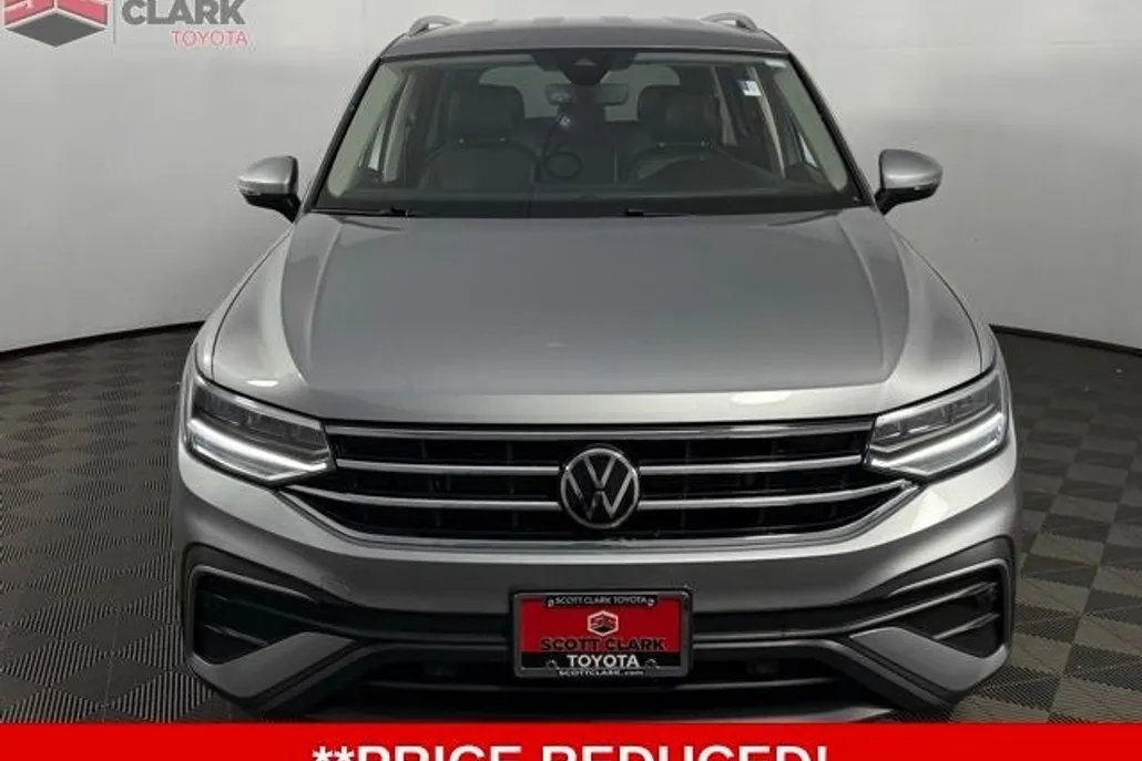 2022 Volkswagen Tiguan SE Sport photo 1