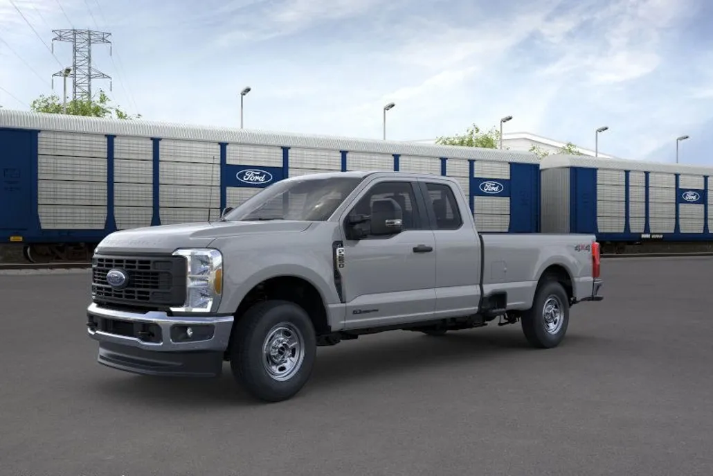 2025 Ford F-250 photo 1
