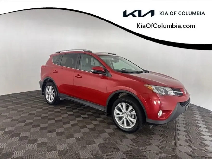 2015 Toyota RAV4 Limited photo 1