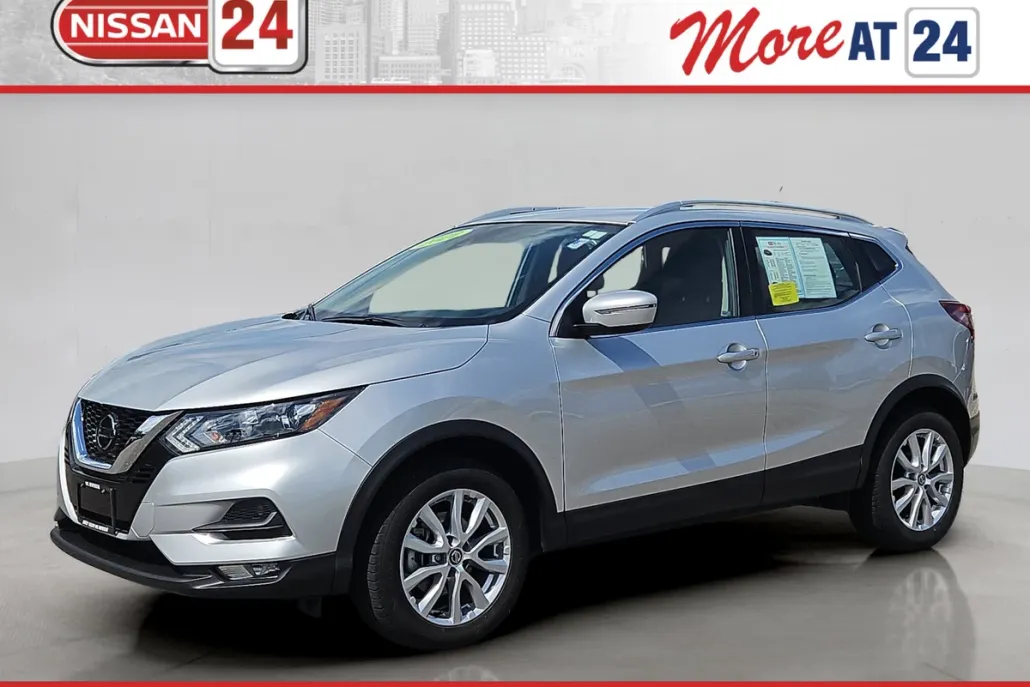 2022 Nissan Rogue Sport SV photo 1