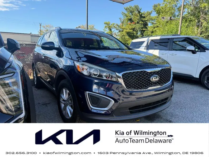 2016 Kia Sorento LX photo 1
