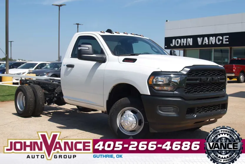 2024 Ram 3500 Tradesman photo 1