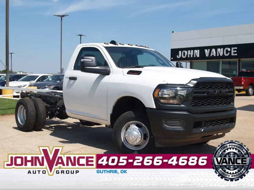 2024 Ram 3500 Tradesman photo 1