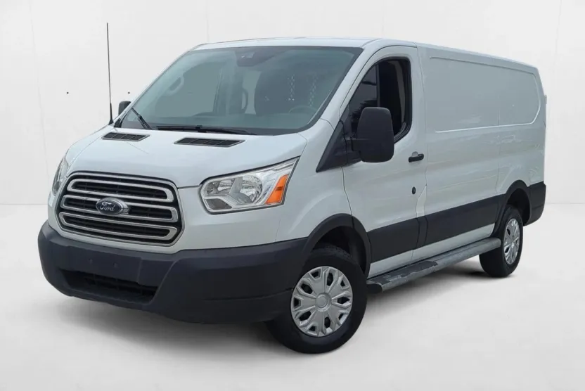2019 Ford Transit Cargo photo 1