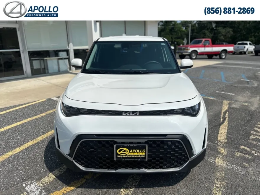 2023 Kia Soul LX photo 1