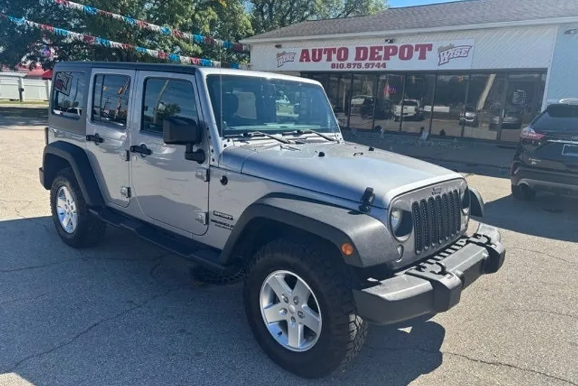 2014 Jeep Wrangler Unlimited Sport photo 1