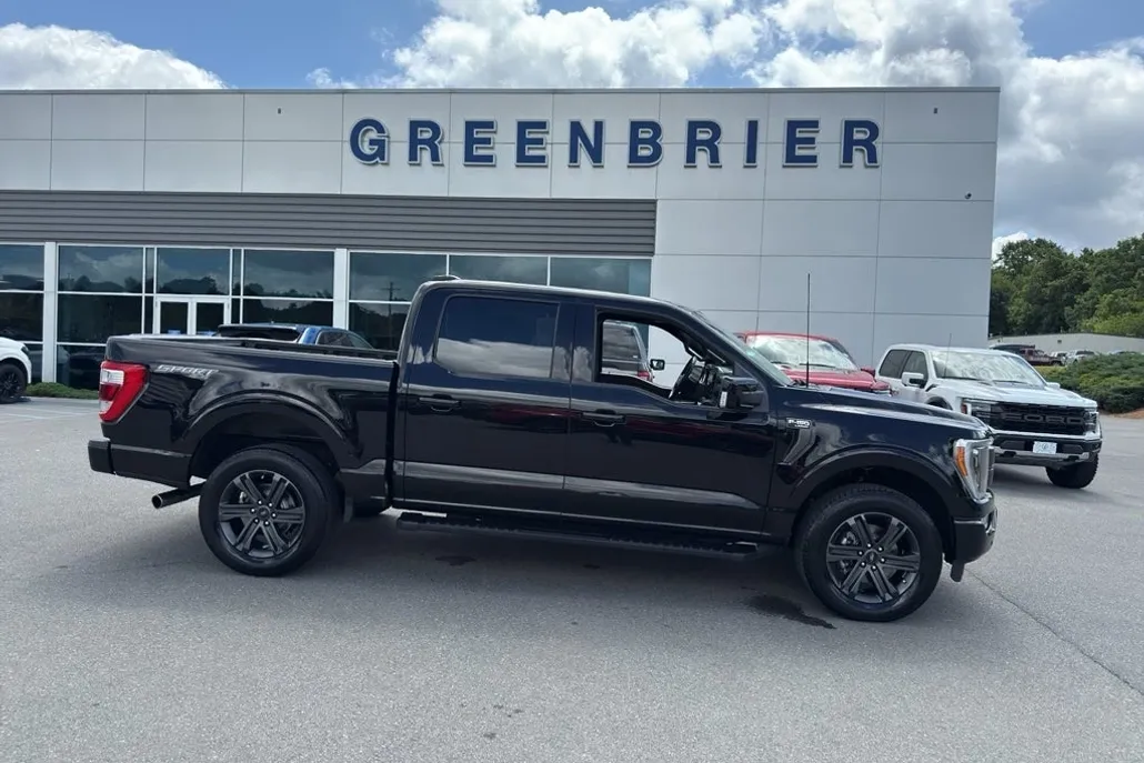 2023 Ford F-150 Lariat photo 1