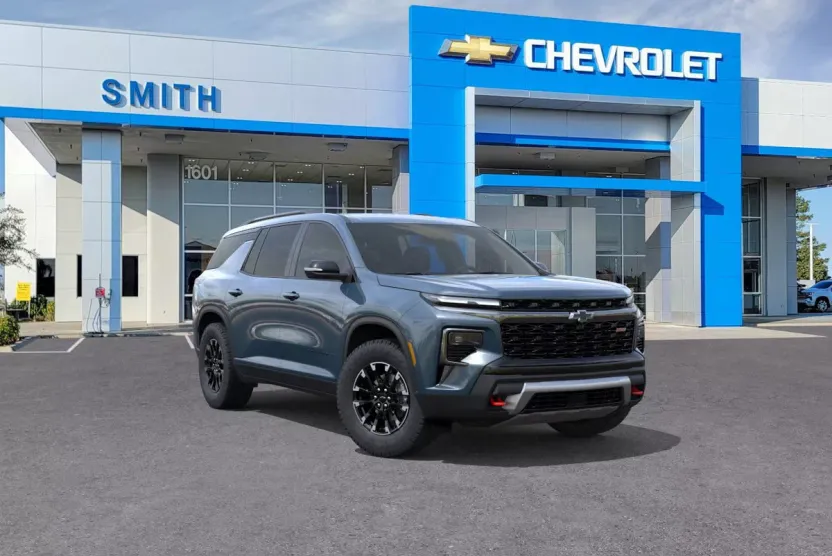 2026 Chevrolet Traverse Z71 photo 1