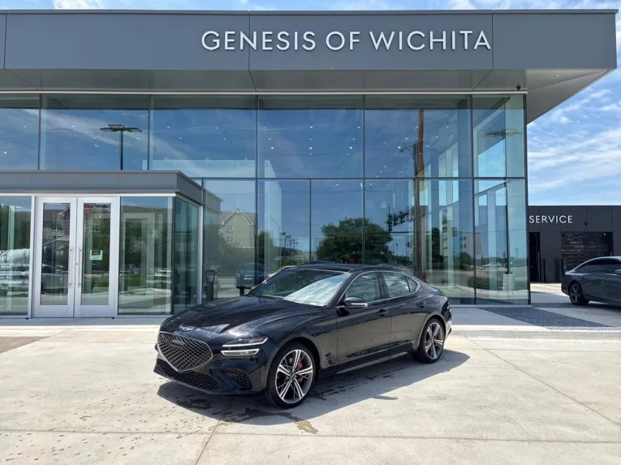 2025 Genesis G70 2.5T photo 1