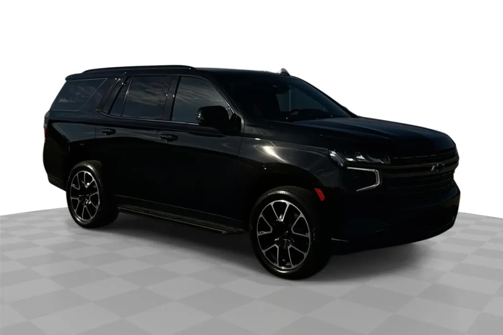 2022 Chevrolet Tahoe RST photo 1