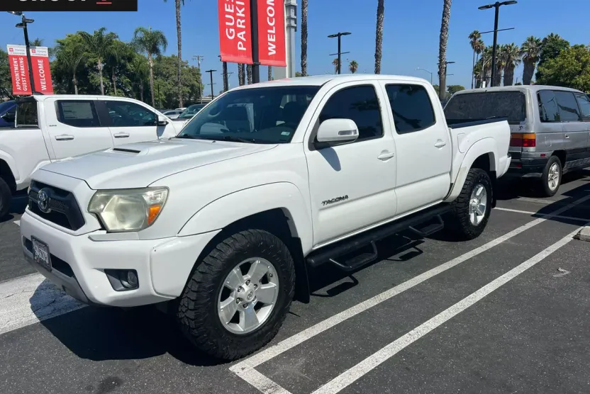 2013 Toyota Tacoma PreRunner photo 1