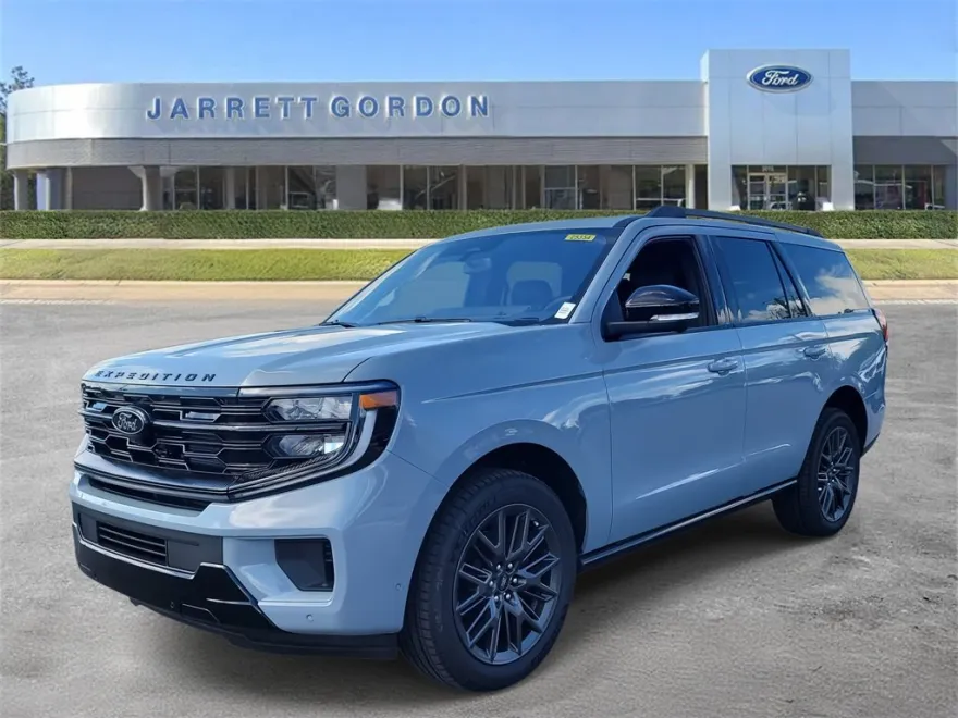 2025 Ford Expedition Platinum photo 1