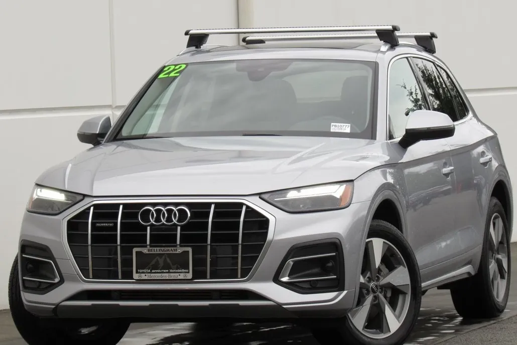 2022 Audi Q5 40 Premium Plus photo 1