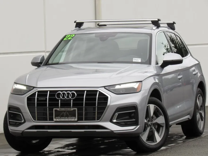 2022 Audi Q5 40 Premium Plus photo 1