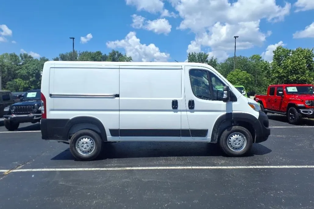 2025 Ram ProMaster 1500 Tradesman Cargo Van photo 1
