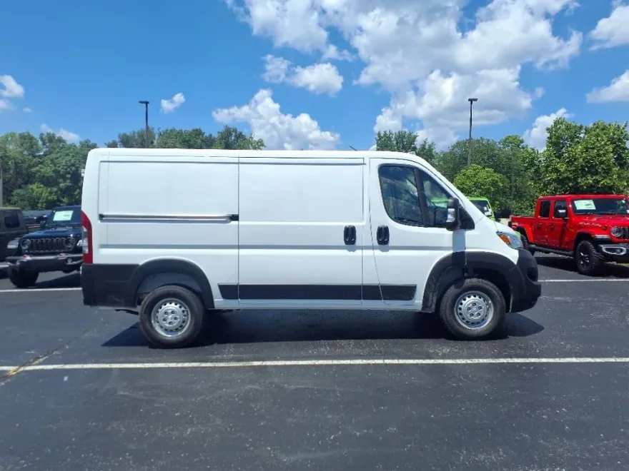 2025 Ram ProMaster 1500 Tradesman Cargo Van photo 1
