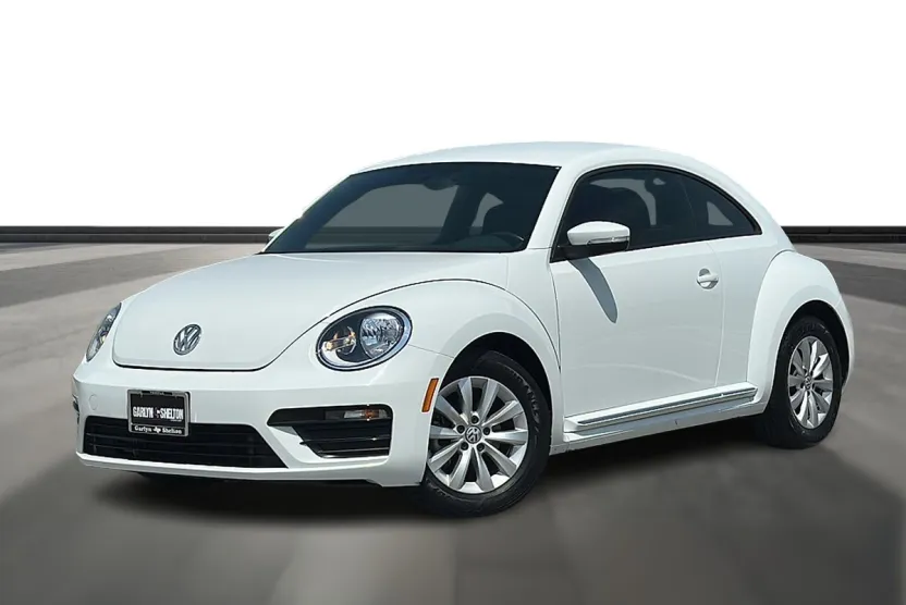 2019 Volkswagen Beetle S photo 1