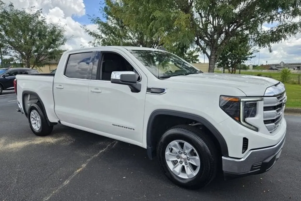 2024 Gmc Sierra 1500 SLE photo 1