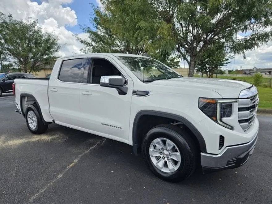 2024 Gmc Sierra 1500 SLE photo 1