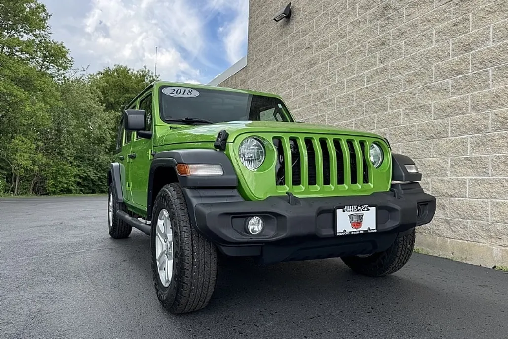 2018 Jeep Wrangler Unlimited Sport photo 1