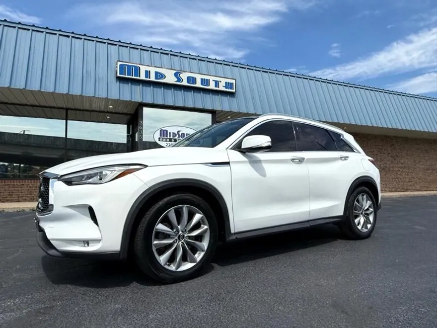 2019 Infiniti QX50 Luxe photo 1