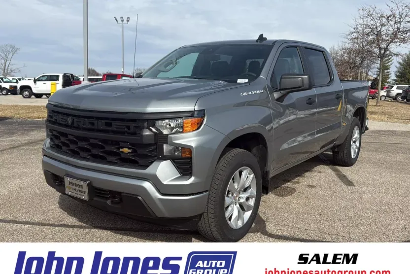 2025 Chevrolet Silverado 1500 Custom photo 1