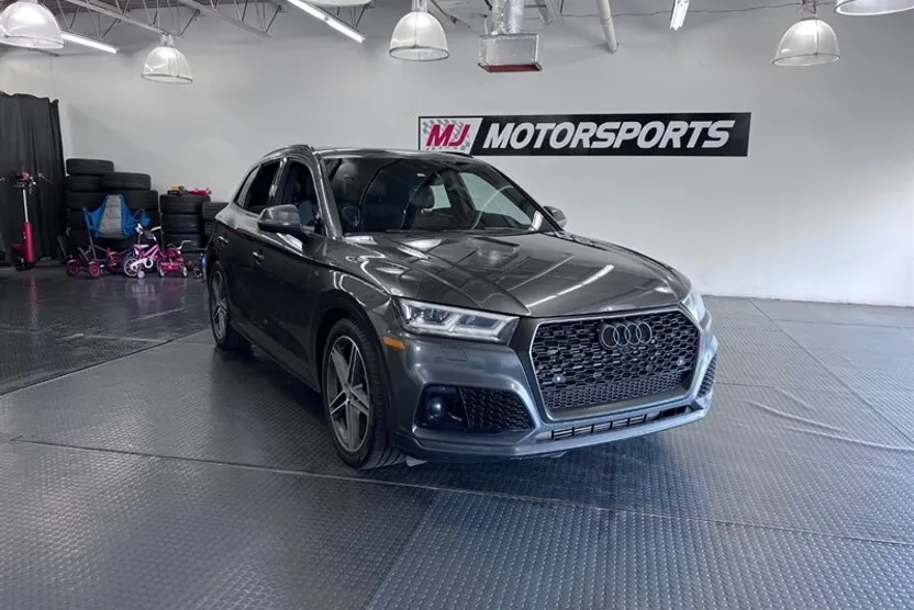 2018 Audi SQ5 Premium Plus photo 1