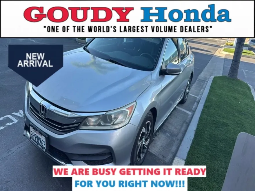 2017 Honda Accord LX photo 1
