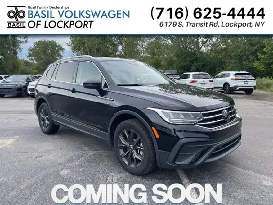 2024 Volkswagen Tiguan SE Wolfsburg Edition photo 1