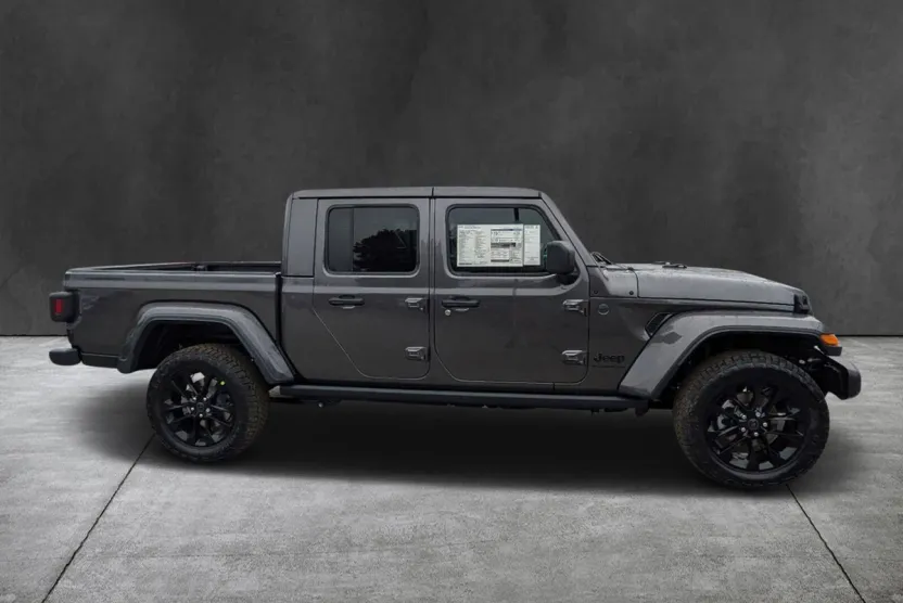 2025 Jeep Gladiator Sport photo 1