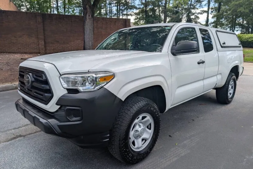 2019 Toyota Tacoma SR photo 1