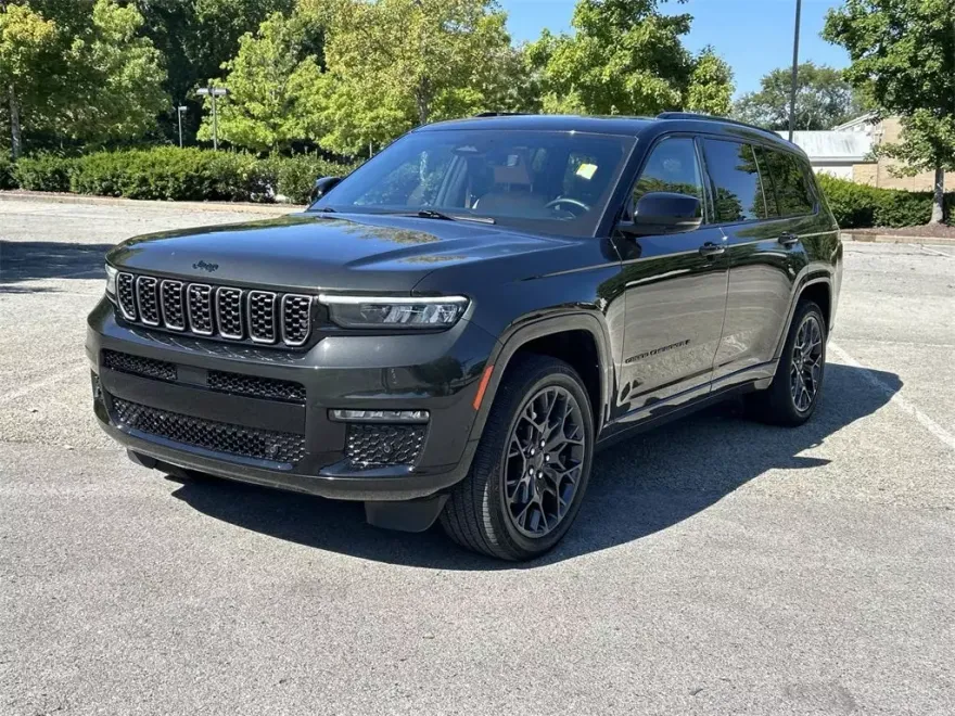 2024 Jeep Grand Cherokee L Summit Reserve photo 1