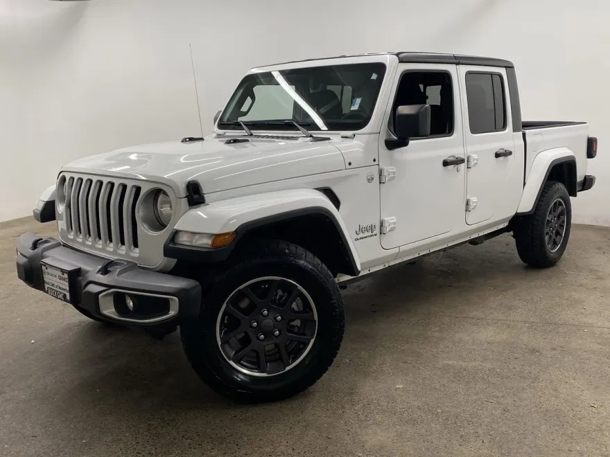 2023 Jeep Gladiator Overland photo 1