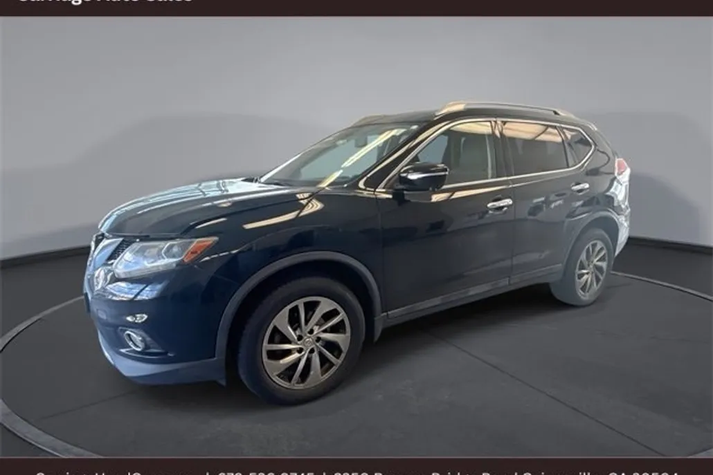 2015 Nissan Rogue SL photo 1