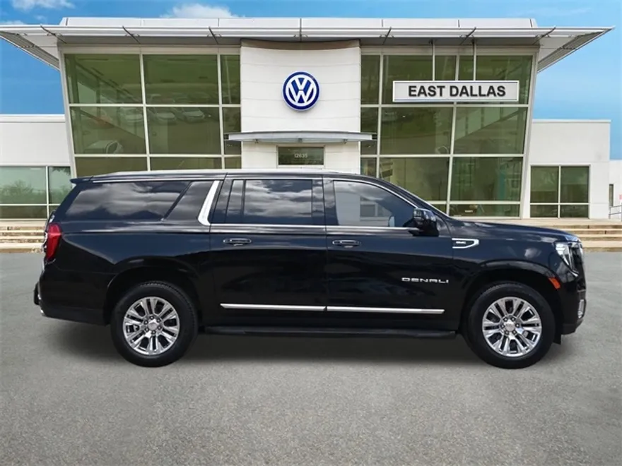 2022 Gmc Yukon XL Denali photo 1
