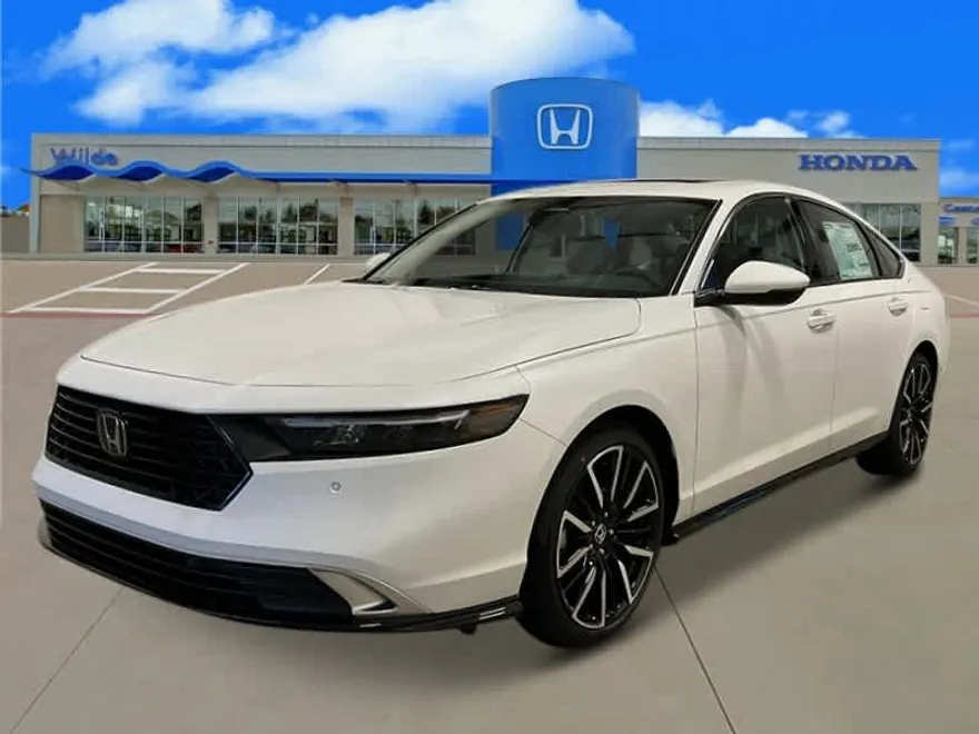 2025 Honda Accord Hybrid Touring photo 1