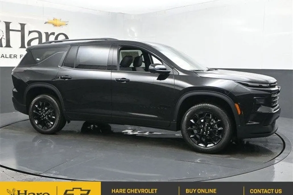2026 Chevrolet Traverse photo 1