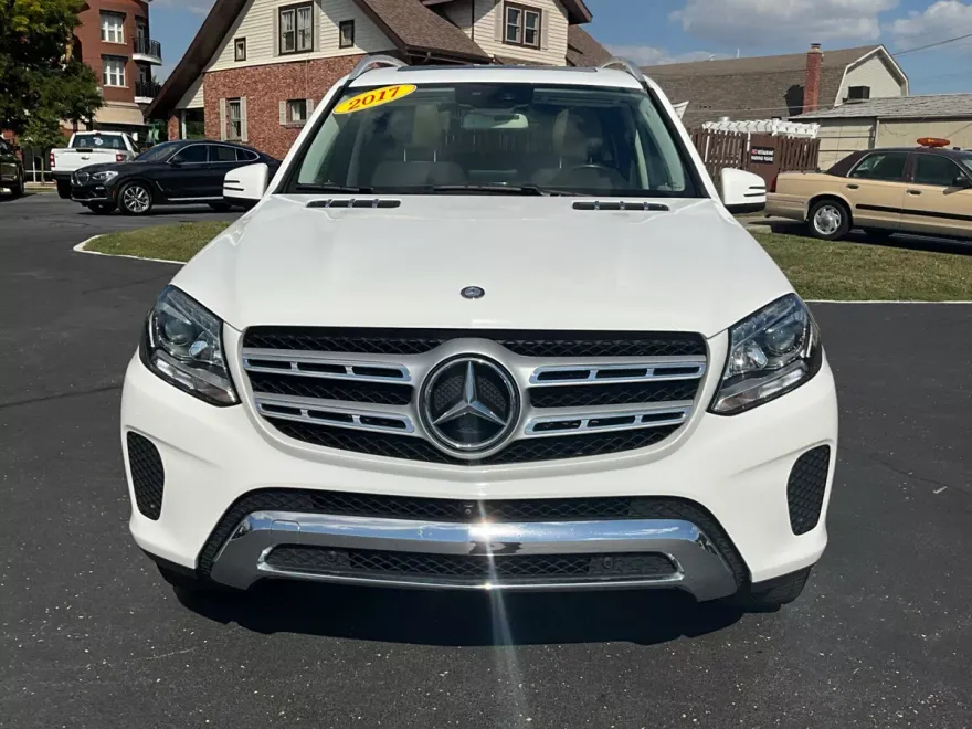 2017 Mercedes Benz GLS 450 4MATIC photo 1