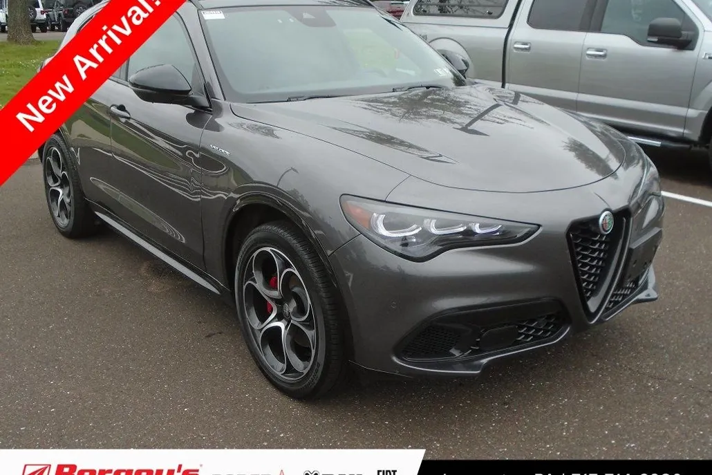2024 Alfa Romeo Stelvio Tributo Italiano photo 1