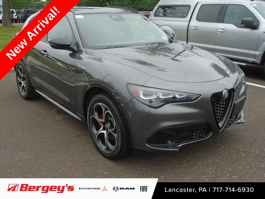 2024 Alfa Romeo Stelvio Tributo Italiano photo 1
