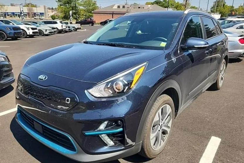 2021 Kia Niro EV EX photo 1