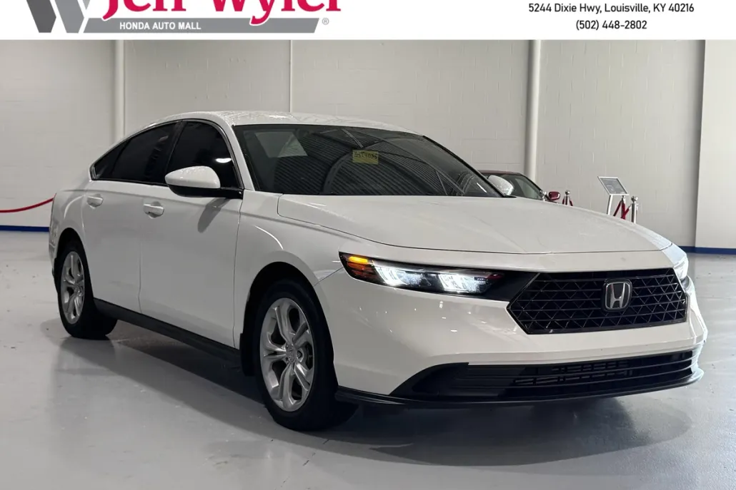 2023 Honda Accord LX photo 1